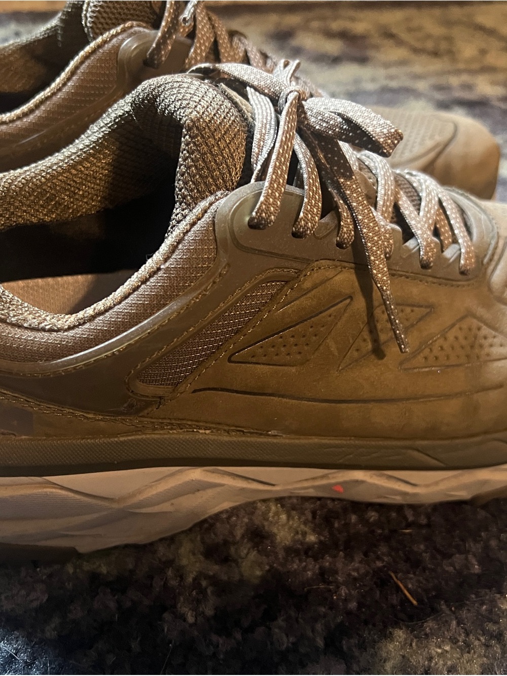 Hoka One One Women's Challenger Low Gore-Tex 9.5 Wide Brown/Heather